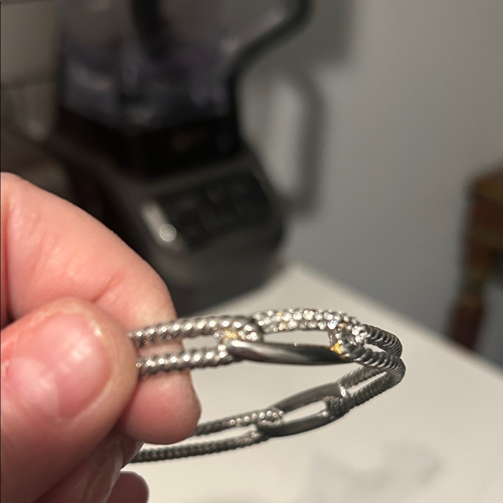 Elegant Silver Bracelet